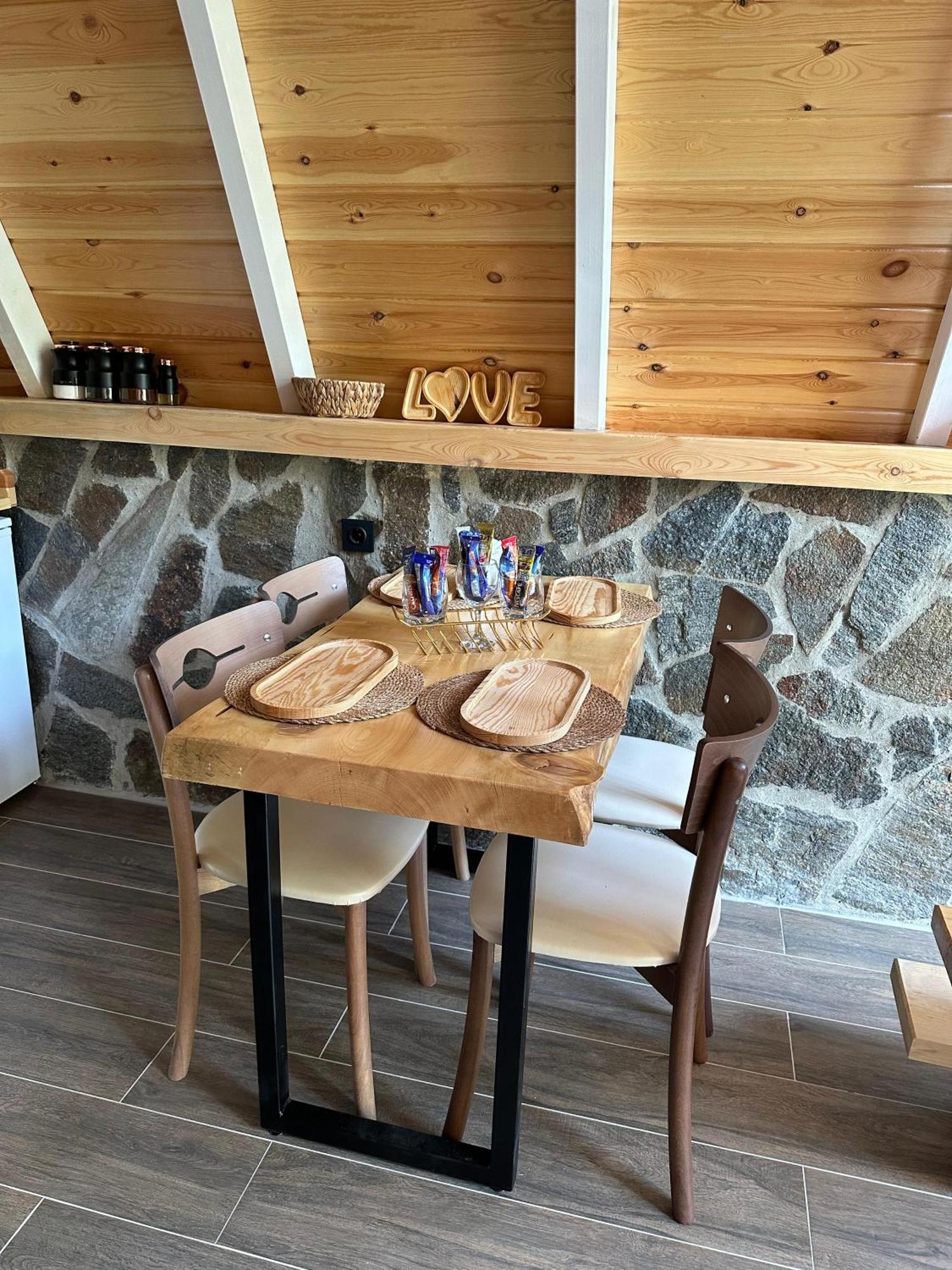 Ruby Bungalov Dogal Yasam Evleri Acomodação com café da manhã Pazar  Exterior foto